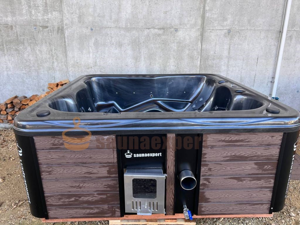 Outdoor ACRYL- Whirlpool / Badezuber 245 x 245cm mit Holzofen / Hot Tube