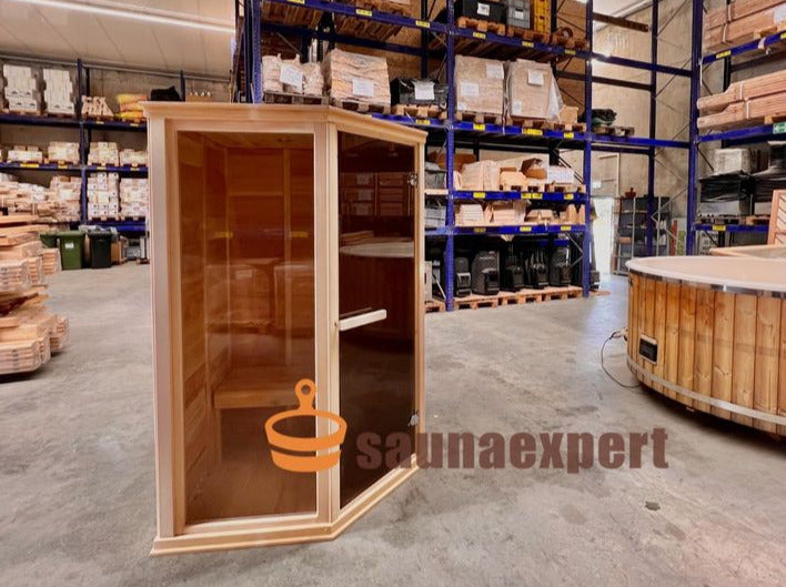 Innensauna aus Zedernholz 135 x 105cm EKN