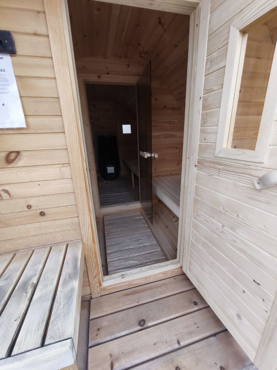 Fasssauna aus Zedernholz "BRR-420V-RUND"